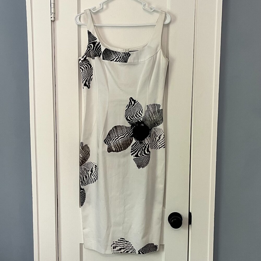 Tomaso Stefanelli midi dress size 42 (US size 6) designer large floral print